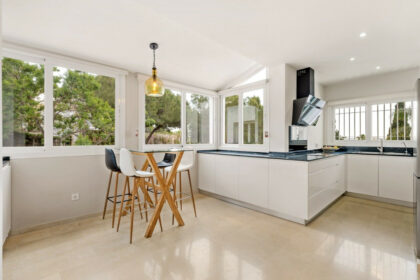 014ebffa1ab8e25d4e874e665be30973 - 15