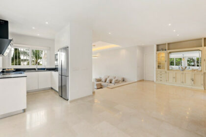 014ebffa1ab8e25d4e874e665be30973 - 17