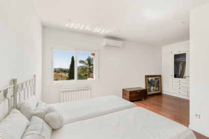 014ebffa1ab8e25d4e874e665be30973 - 21