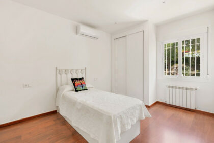 014ebffa1ab8e25d4e874e665be30973 - 23