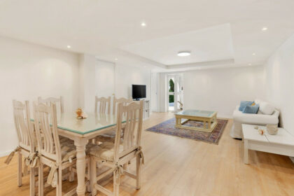 014ebffa1ab8e25d4e874e665be30973 - 25