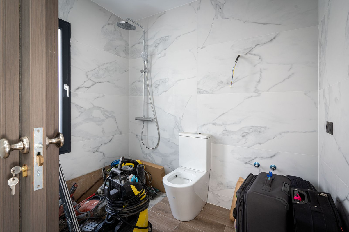 0200454eb13d11f4f231e24111e0e39b - 12