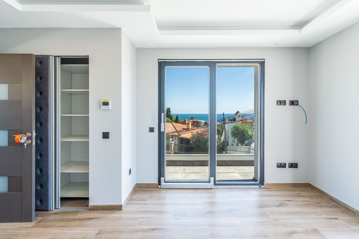 0200454eb13d11f4f231e24111e0e39b - 14