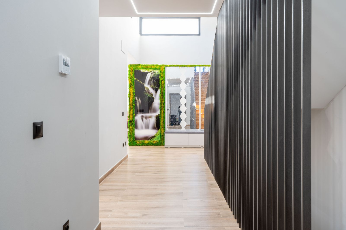 0200454eb13d11f4f231e24111e0e39b - 28