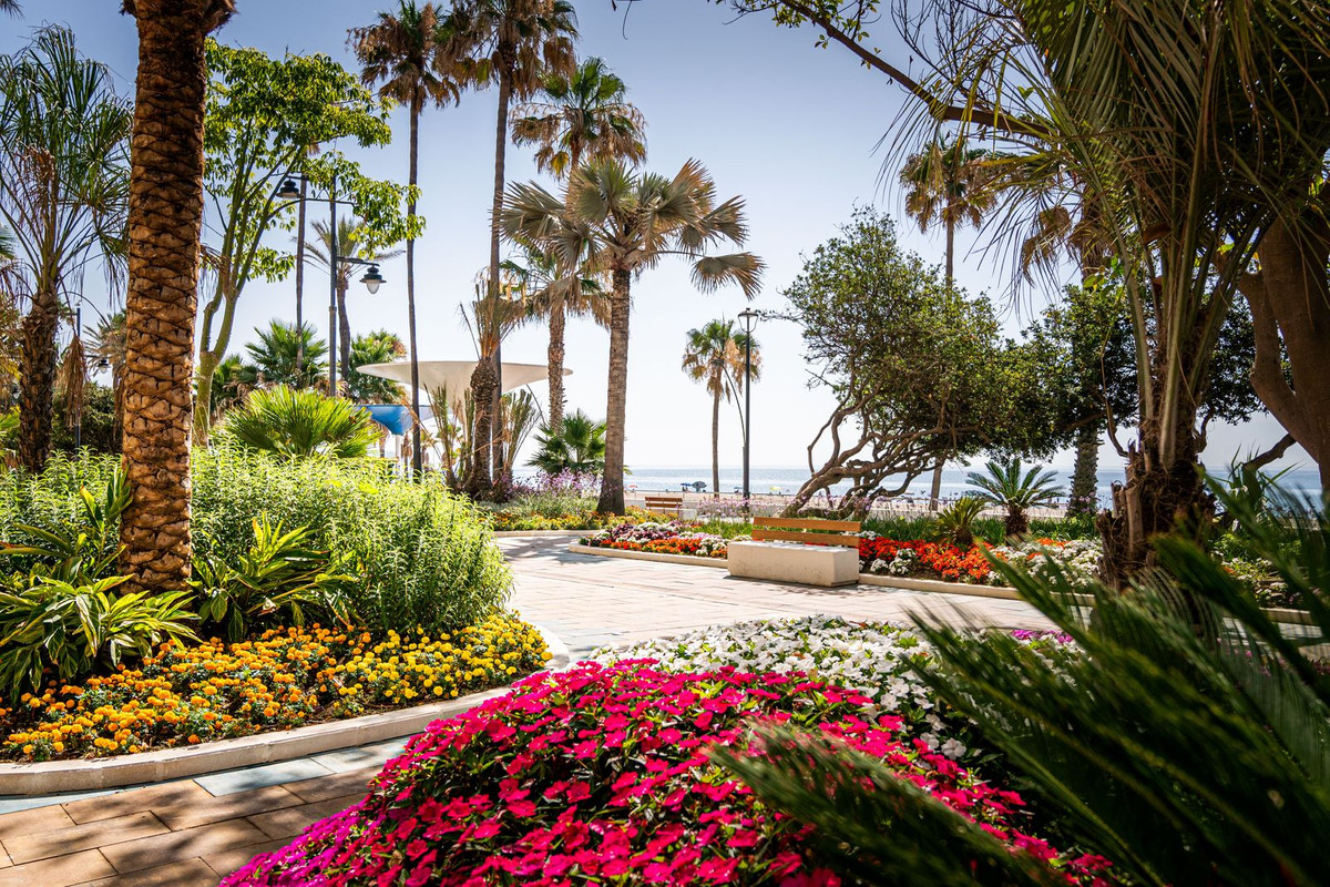 0200454eb13d11f4f231e24111e0e39b - 44