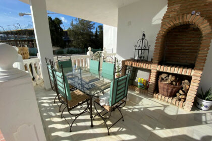 0412d4bb23075f6fa216459272827bbd - 11