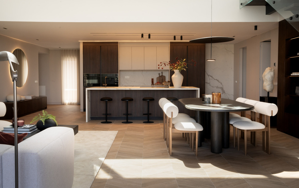 0553c8f7432b3c9ce11706b2baa4a2e1 - 10