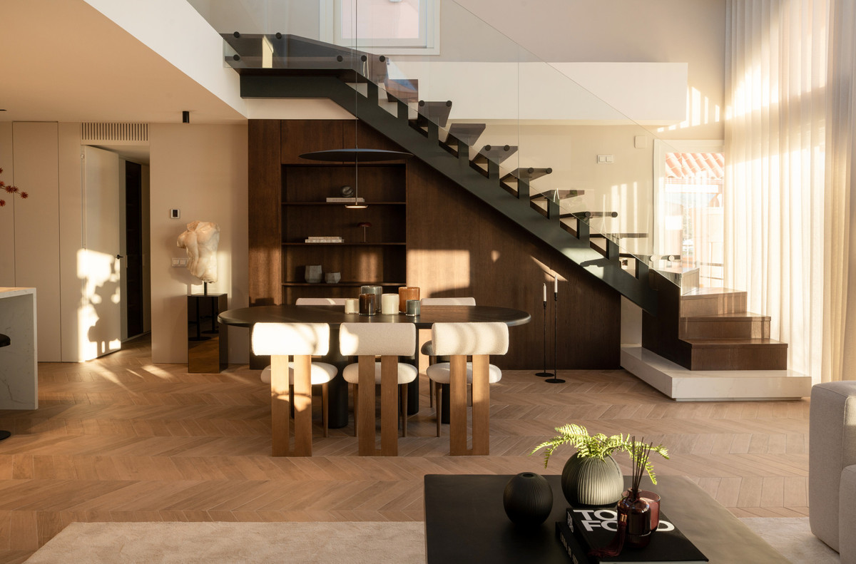 0553c8f7432b3c9ce11706b2baa4a2e1 - 14