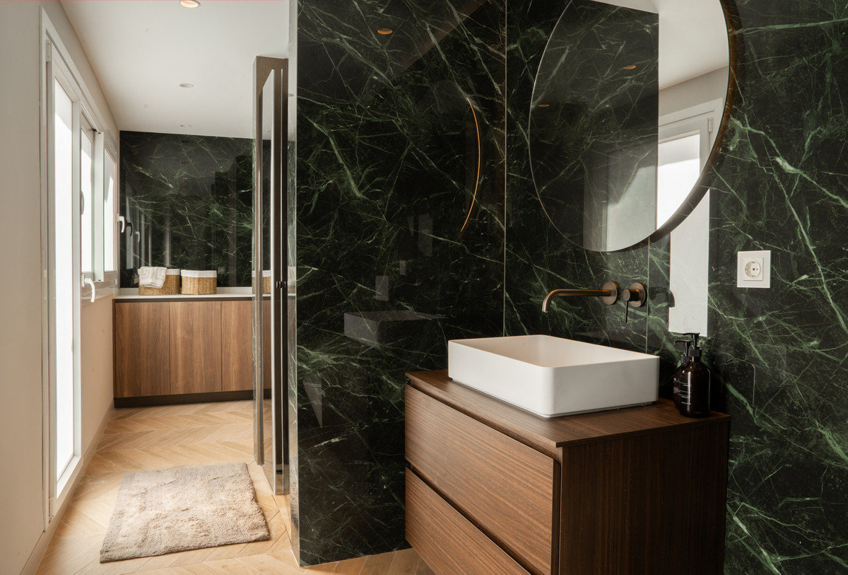 0553c8f7432b3c9ce11706b2baa4a2e1 - 35