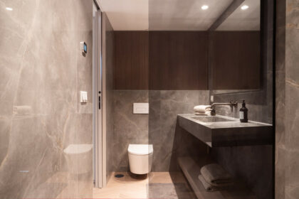 0553c8f7432b3c9ce11706b2baa4a2e1 - 44