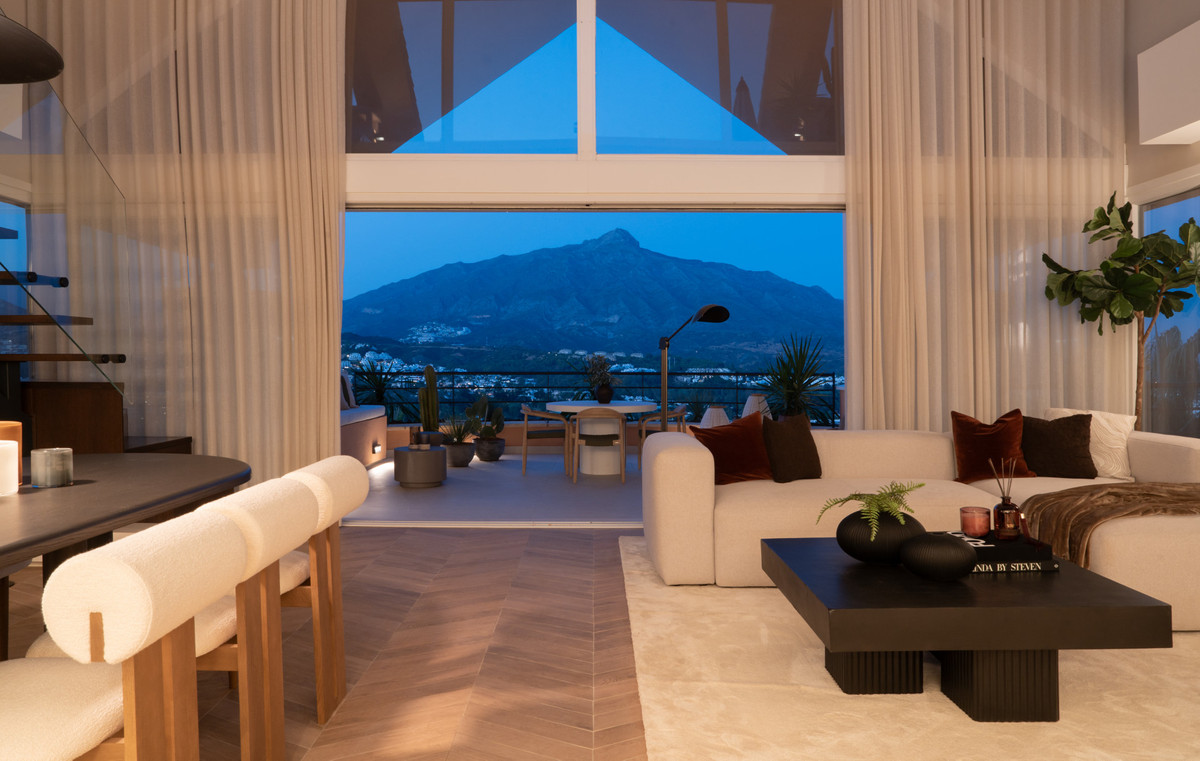 0553c8f7432b3c9ce11706b2baa4a2e1 - 46