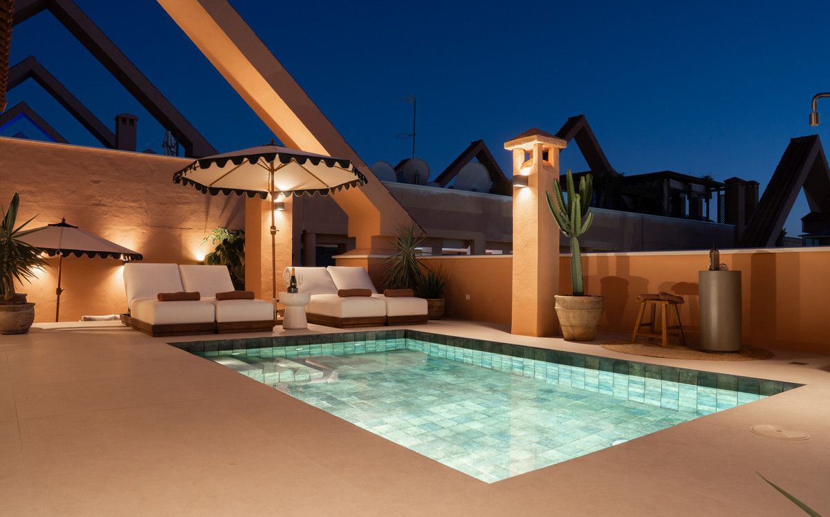 0553c8f7432b3c9ce11706b2baa4a2e1 - 5