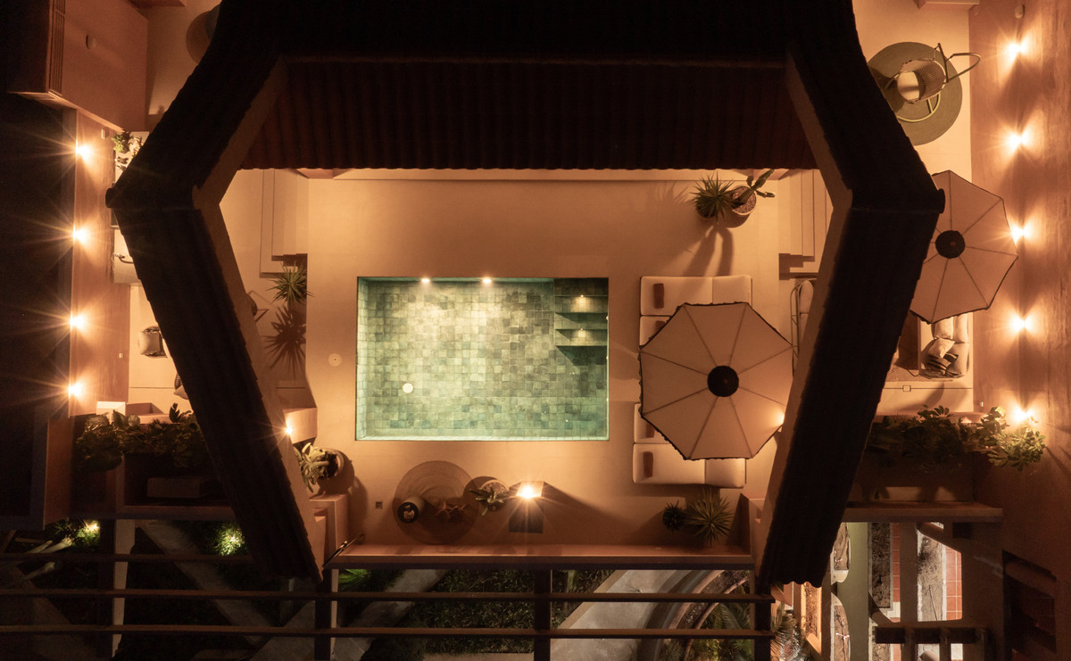 0553c8f7432b3c9ce11706b2baa4a2e1 - 54