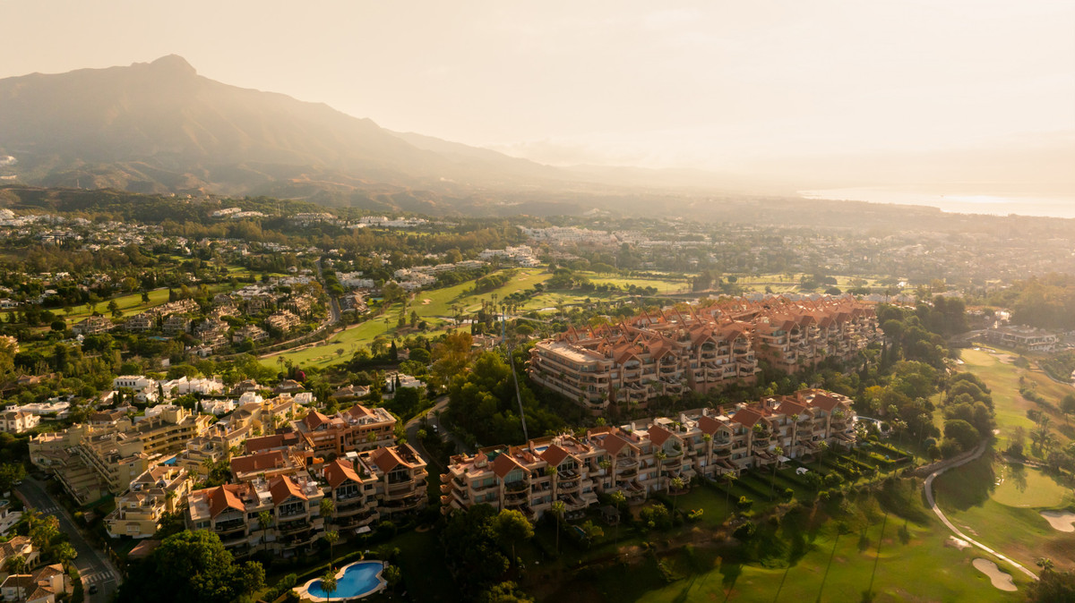 0553c8f7432b3c9ce11706b2baa4a2e1 - 60