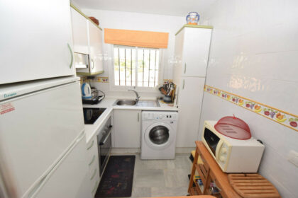 06079e9e793febb2352cdd1d6efbc8f3 - 9