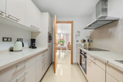 0891953df1e2c210c1c5887ff408d5b4 - 13