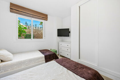 0891953df1e2c210c1c5887ff408d5b4 - 21