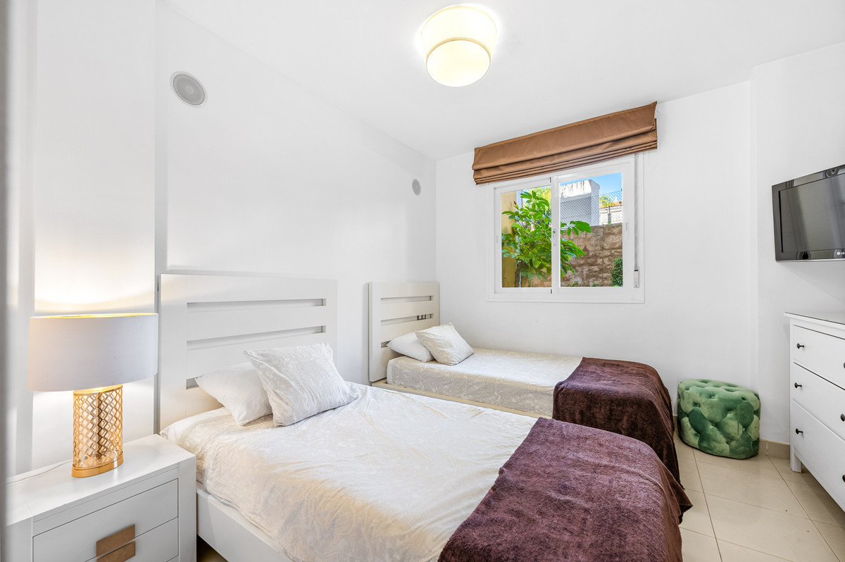 0891953df1e2c210c1c5887ff408d5b4 - 22