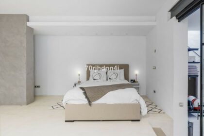 08effaf999edb9ad36c9dd782de0624f - 16