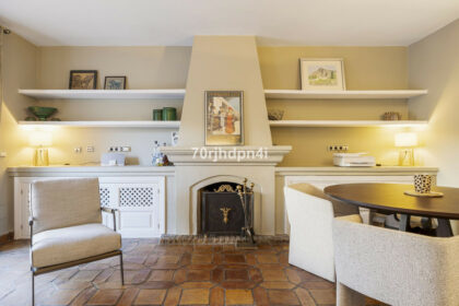 08effaf999edb9ad36c9dd782de0624f - 32