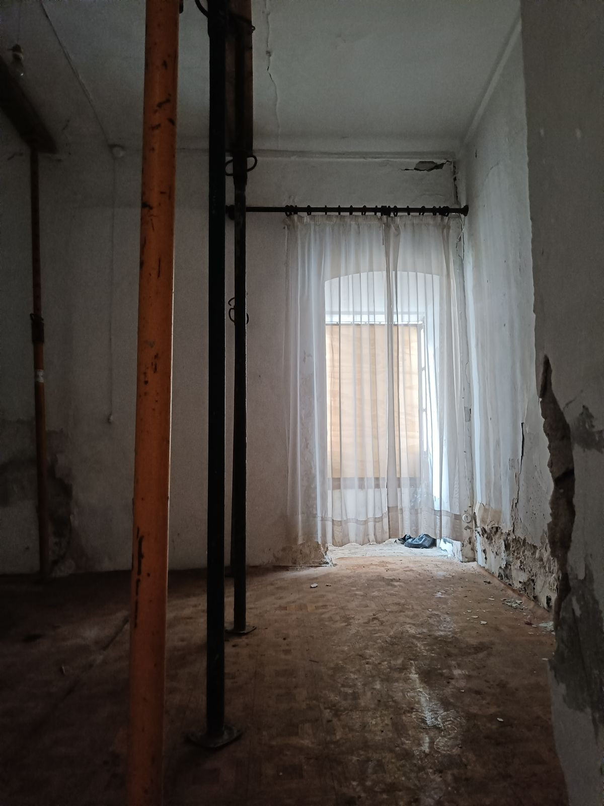 097ef68ed1f08e5762b592936a2193e5 - 12