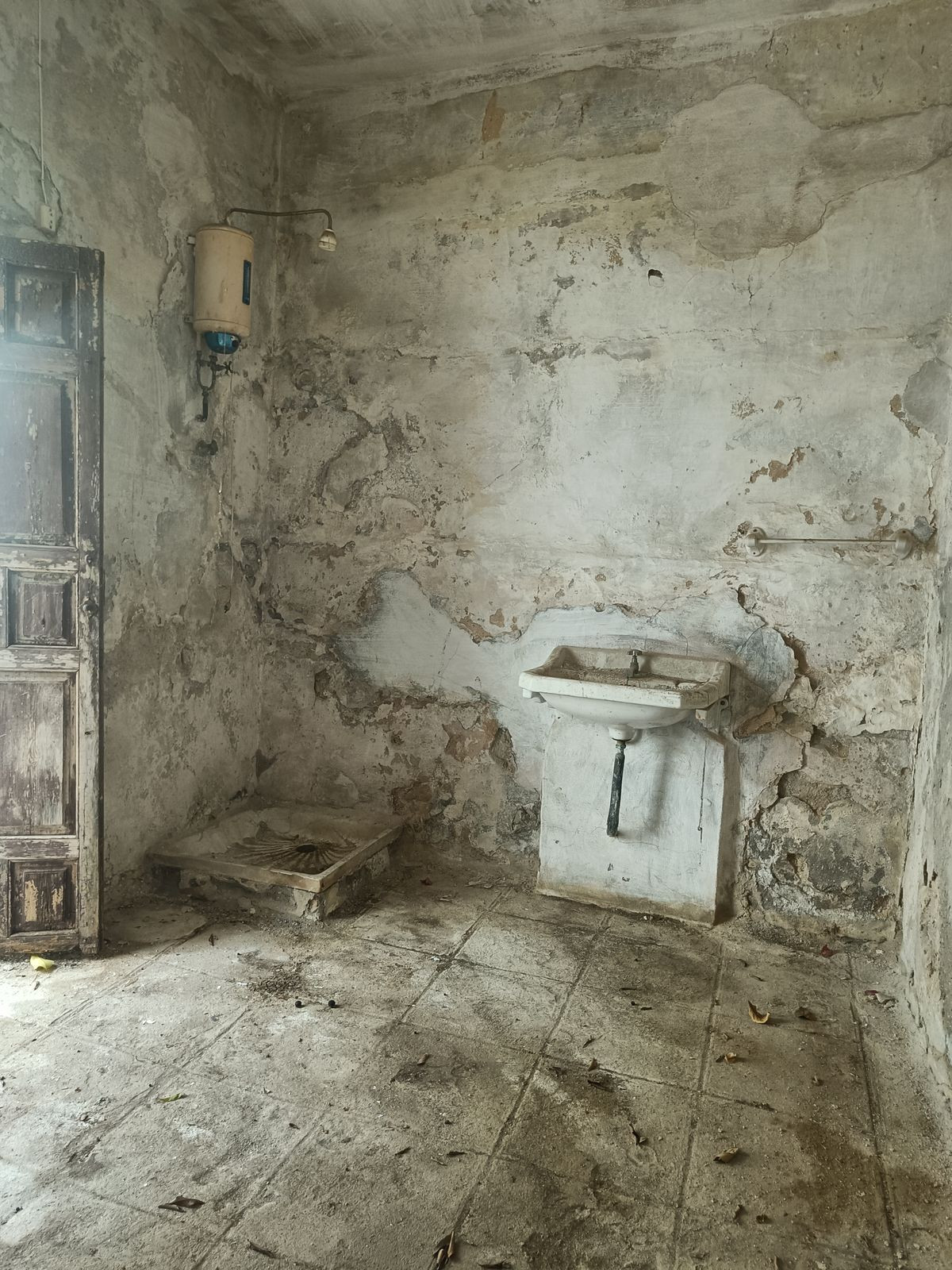 097ef68ed1f08e5762b592936a2193e5 - 19