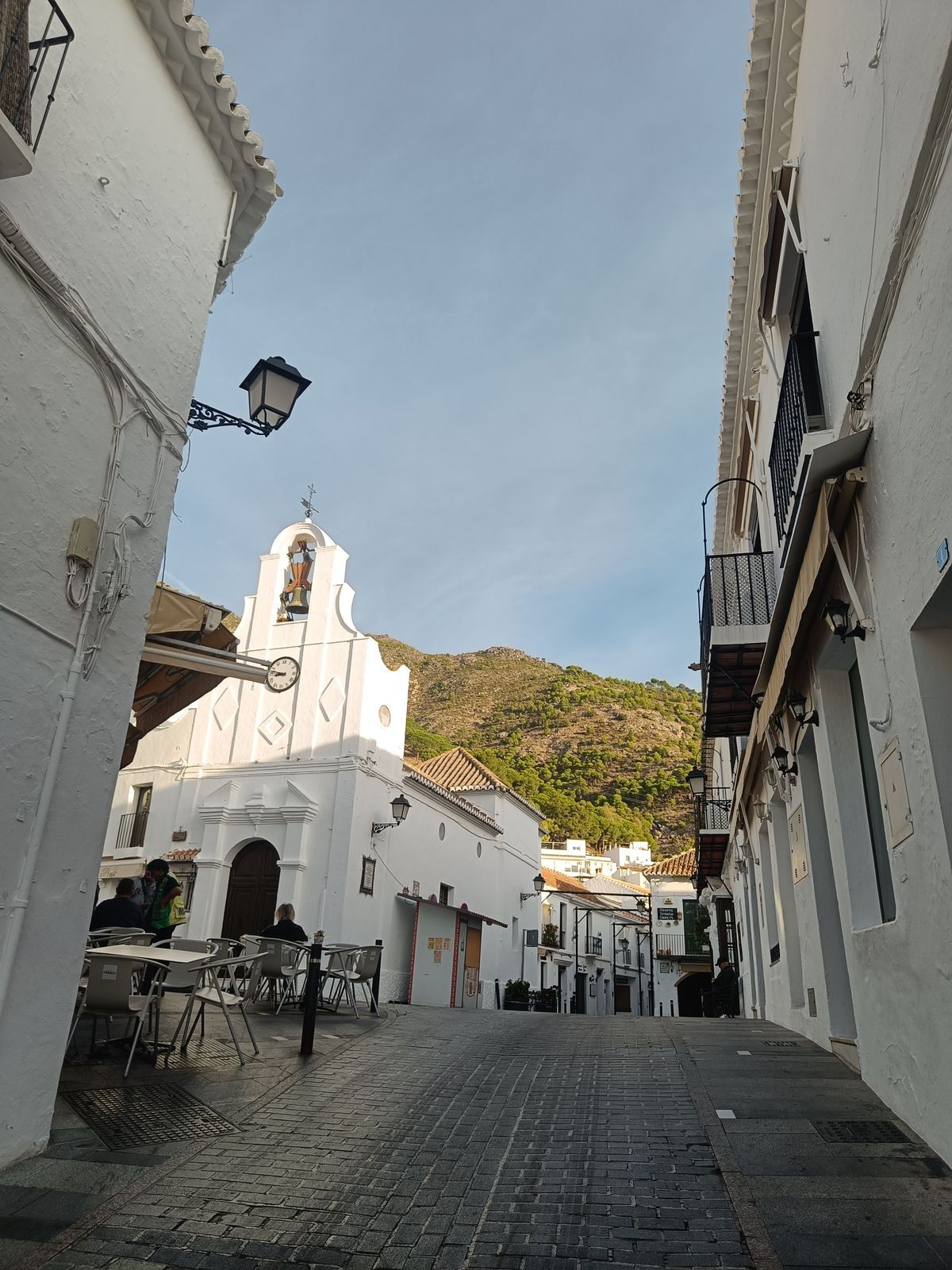 097ef68ed1f08e5762b592936a2193e5 - 3