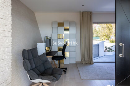 09f451ceae9b74fbb33b3507648f7448 - 43