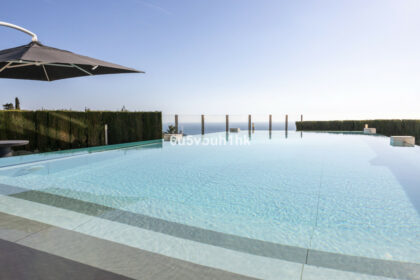 09f451ceae9b74fbb33b3507648f7448 - 50