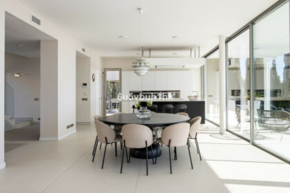 09f451ceae9b74fbb33b3507648f7448 - 7