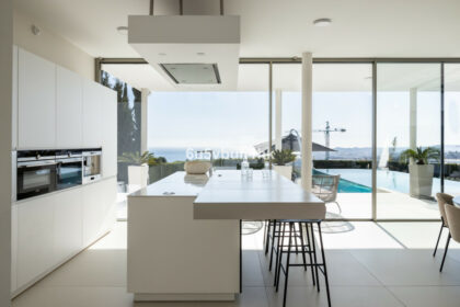 09f451ceae9b74fbb33b3507648f7448 - 9