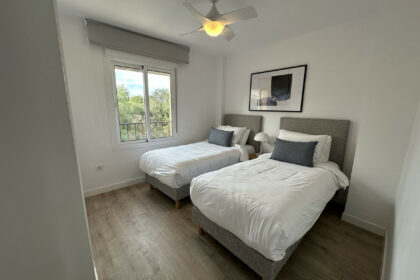 0b5c711f8953ef4f39e46b303737c3c7 - 19