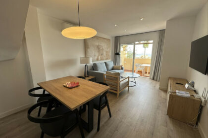 0b5c711f8953ef4f39e46b303737c3c7 - 3