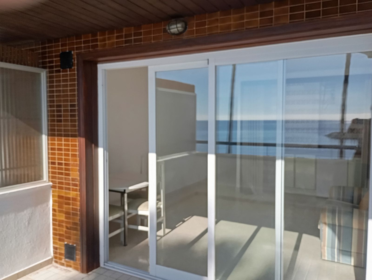 0bfe9c57cdc6466e53a3a1628cfa9827 - 7