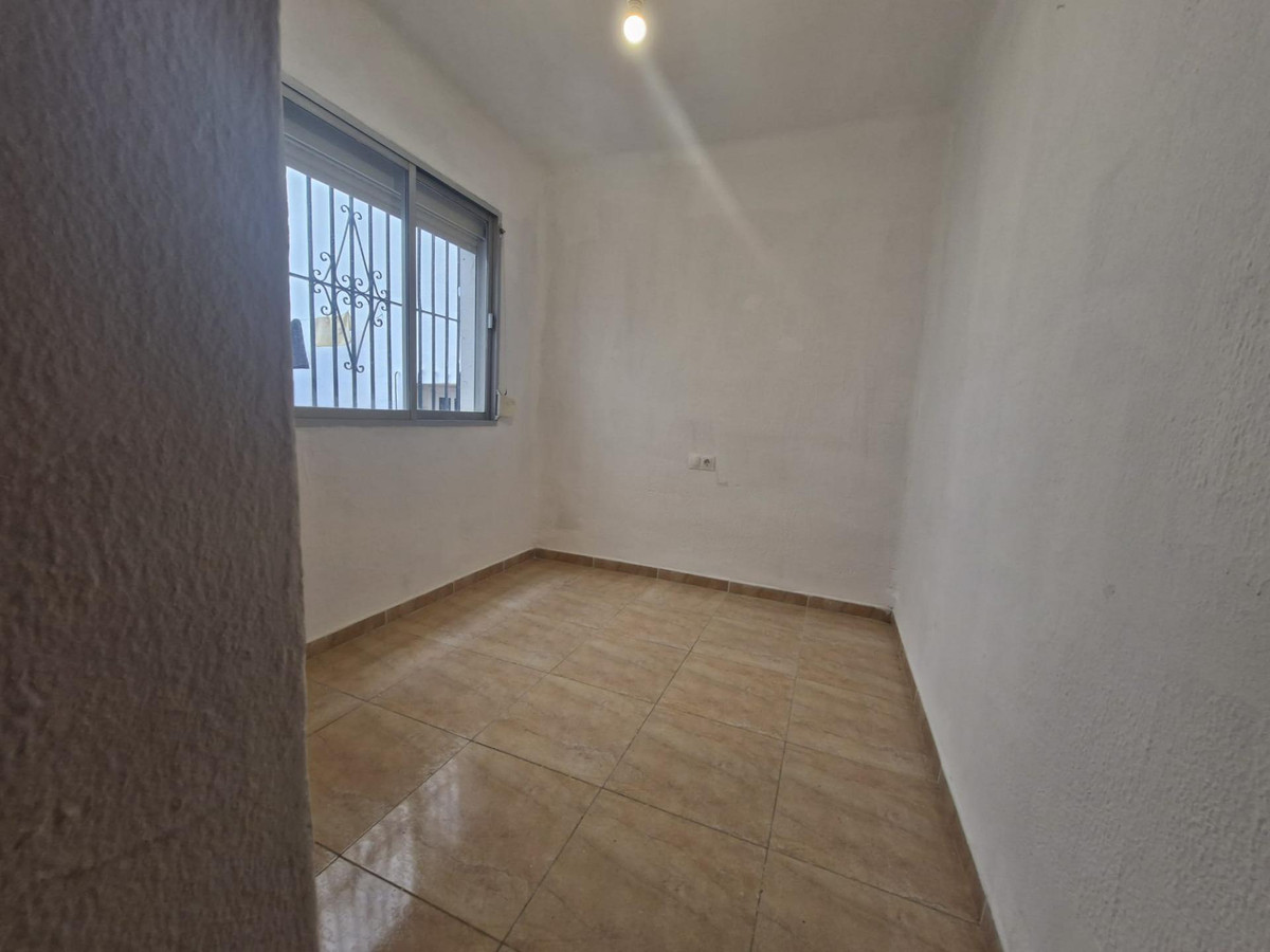 0f10c1f3743bef7e075b14908a877076 - 19