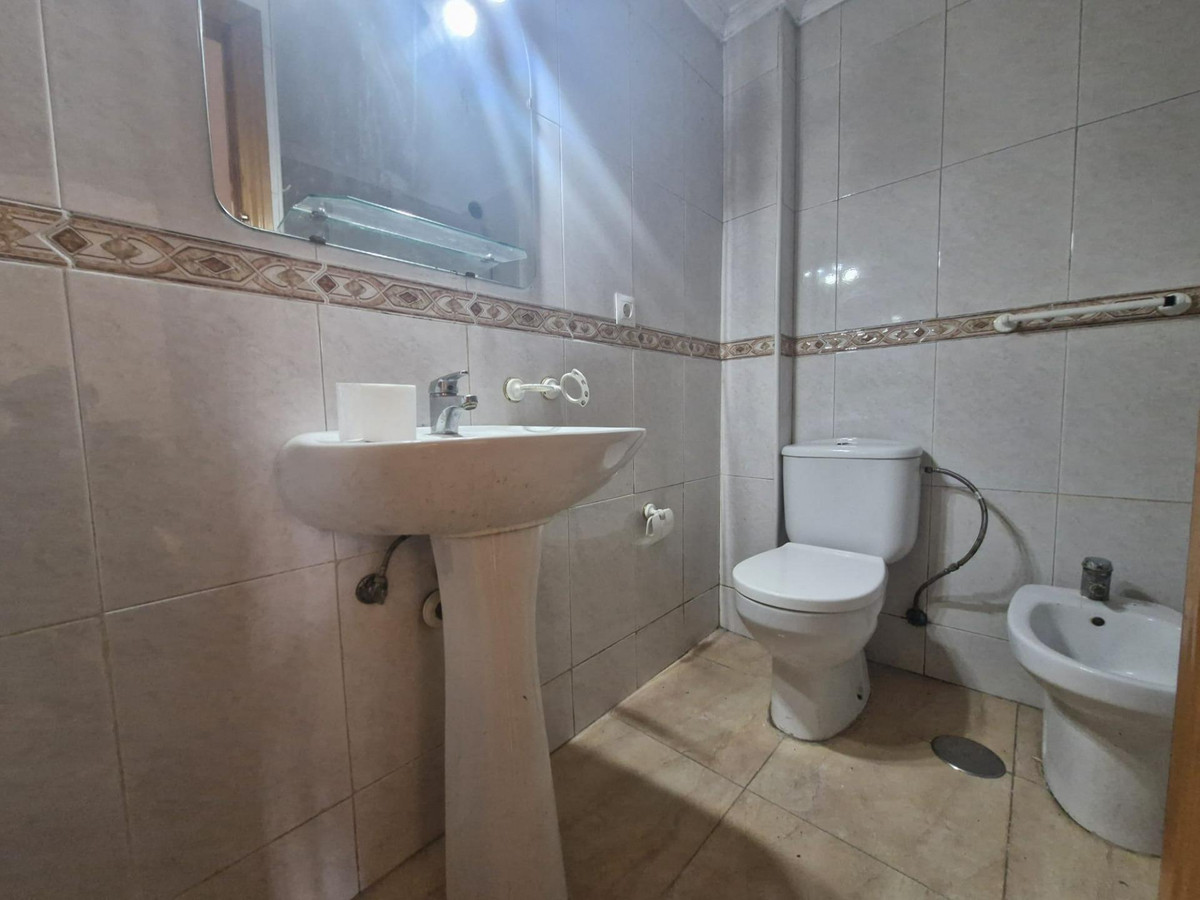 0f10c1f3743bef7e075b14908a877076 - 23