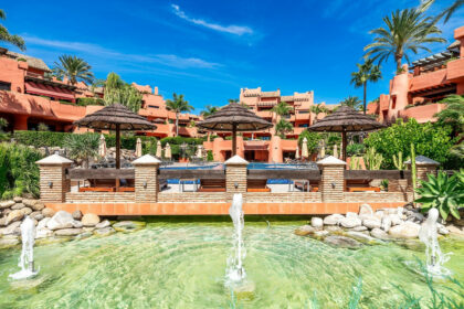 0f2f89f4bd8ad2aac6642226b4f71650 - 17