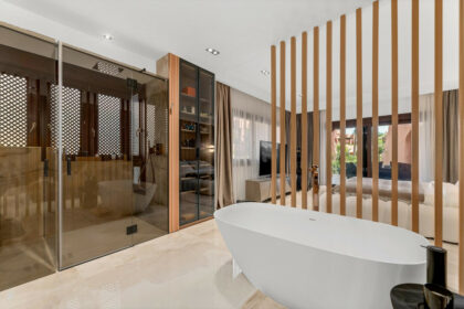 0f2f89f4bd8ad2aac6642226b4f71650 - 4