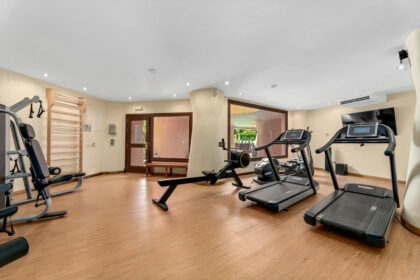 0f2f89f4bd8ad2aac6642226b4f71650 - 8