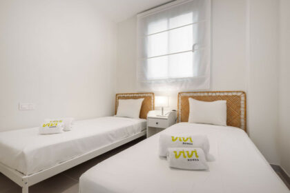 0fed2f91944458c390e7f7e5169020d5 - 14