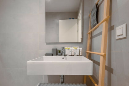 0fed2f91944458c390e7f7e5169020d5 - 18