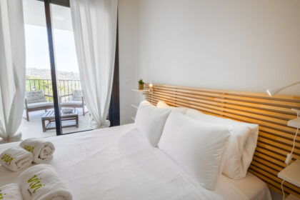 0fed2f91944458c390e7f7e5169020d5 - 9