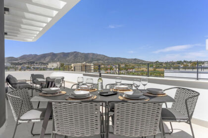 12b6c9983b6578f15ba2ed3229c5a03a - 22