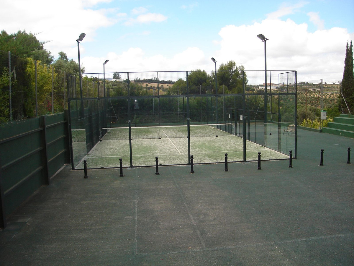 12d1d569c1ba3d3eea63b3ac63990dbb - 10