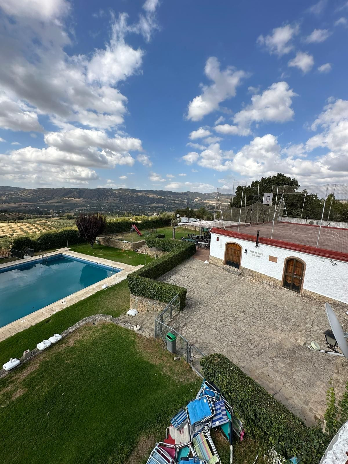 12d1d569c1ba3d3eea63b3ac63990dbb - 21