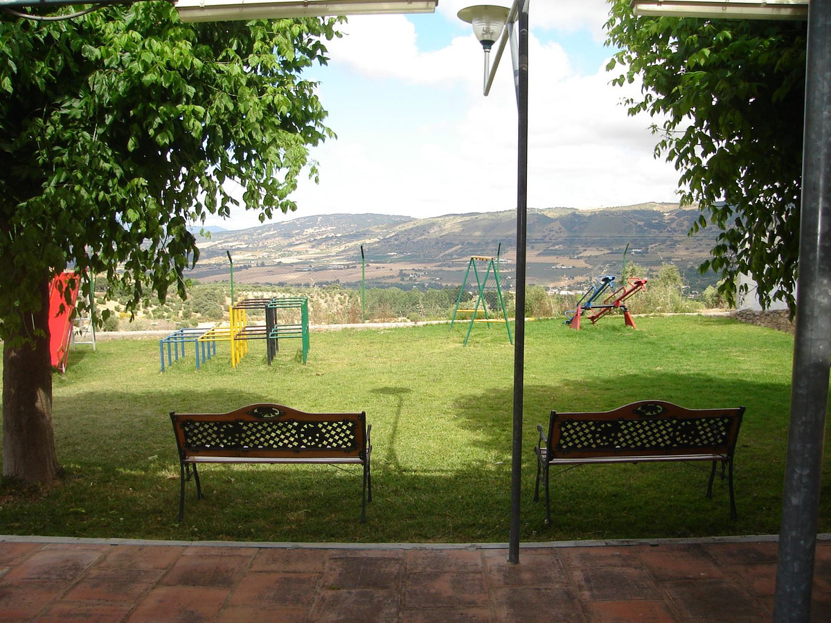 12d1d569c1ba3d3eea63b3ac63990dbb - 22