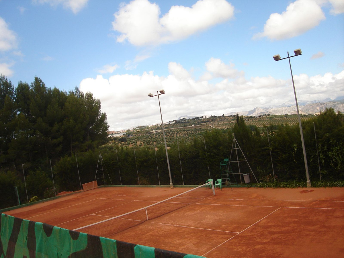 12d1d569c1ba3d3eea63b3ac63990dbb - 3