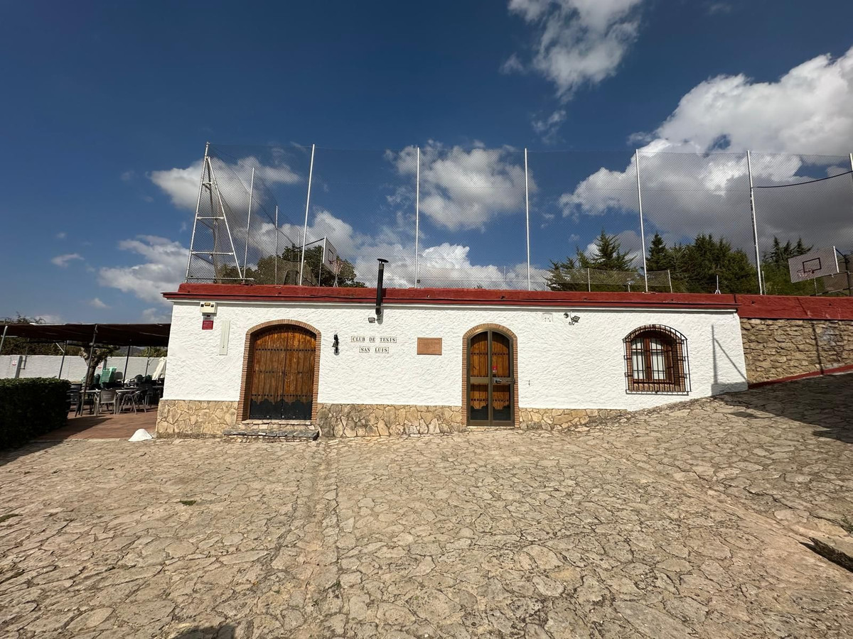 12d1d569c1ba3d3eea63b3ac63990dbb - 32