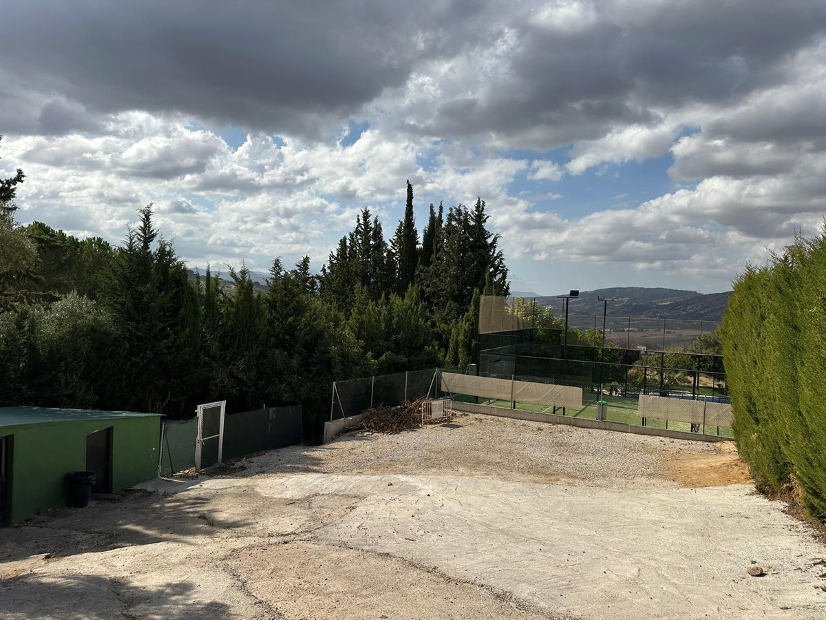 12d1d569c1ba3d3eea63b3ac63990dbb - 39