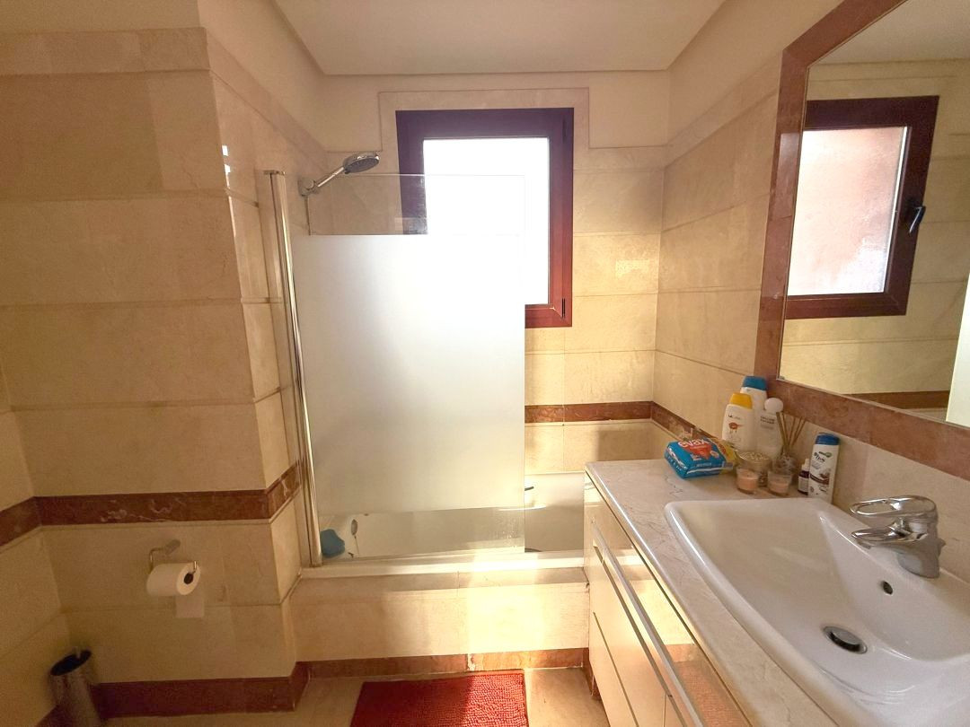 132a3175a72685a3b13ef8cede3f06e1 - 29